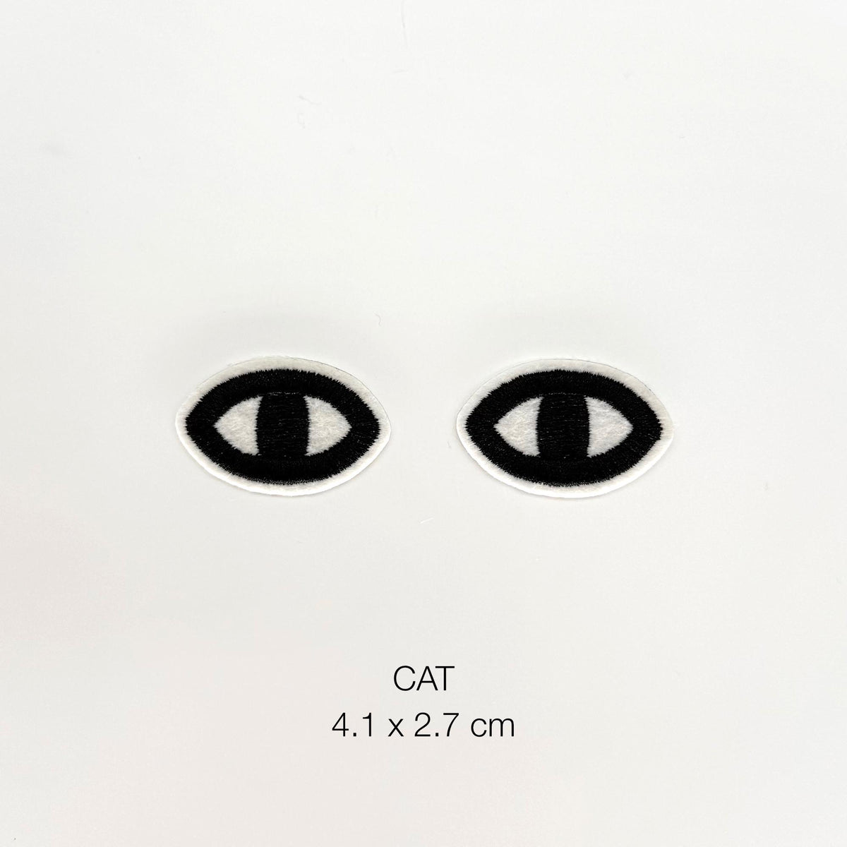 Eye Embroidery (Set of 2) | Lashes Eyes